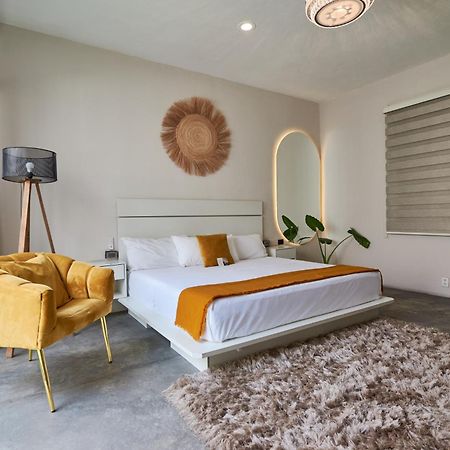 Aura Hotel B&B 特拉克帕克 外观 照片
