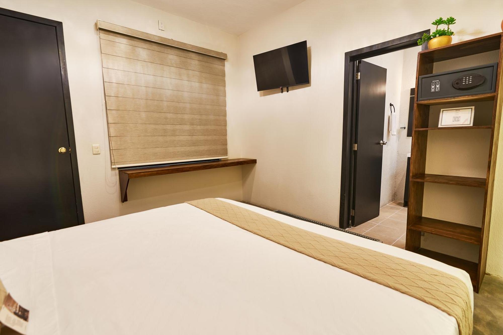 Aura Hotel B&B 特拉克帕克 外观 照片