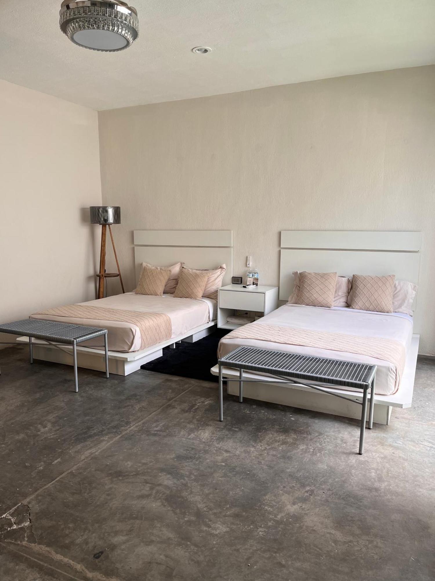Aura Hotel B&B 特拉克帕克 外观 照片