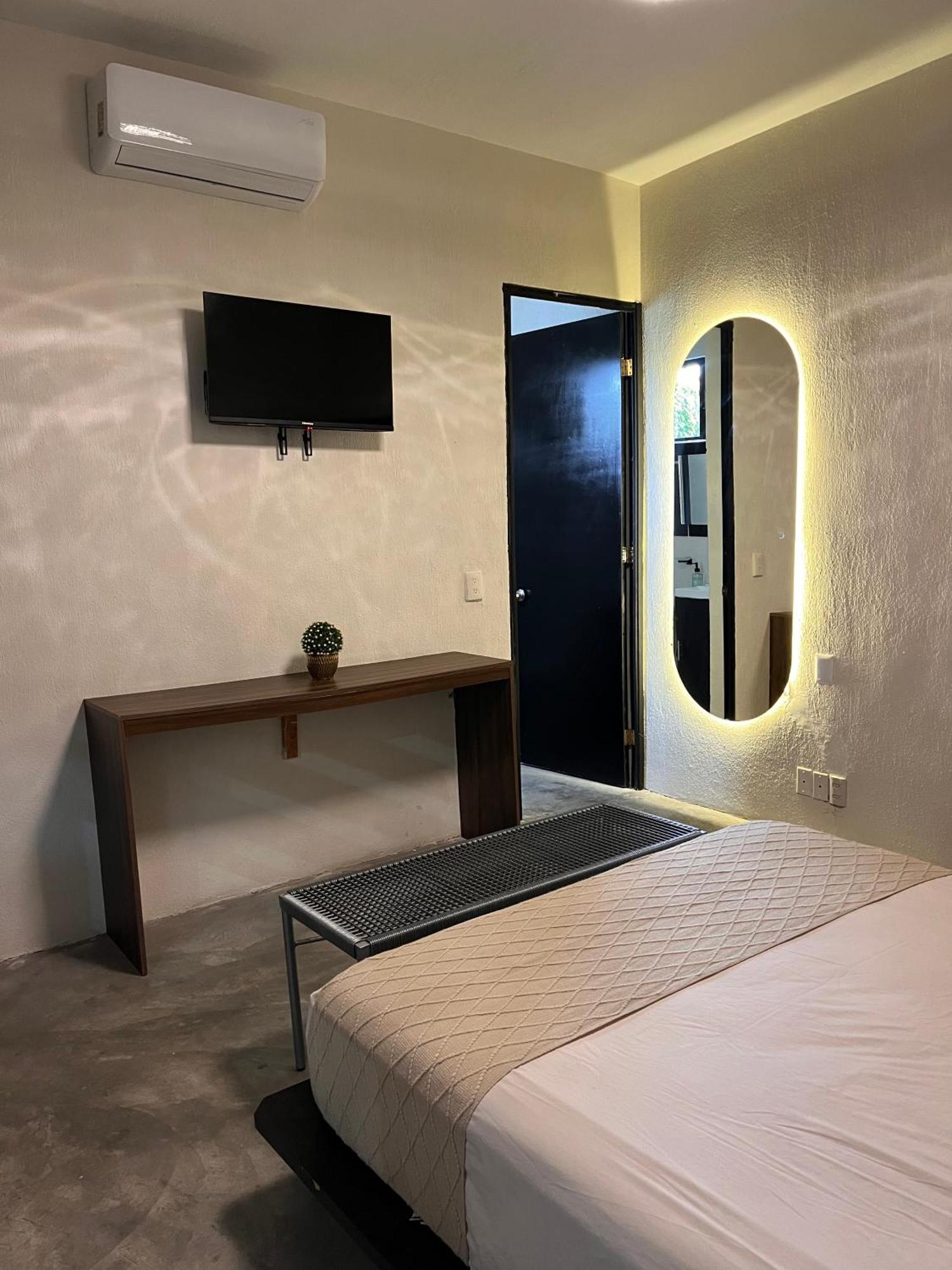 Aura Hotel B&B 特拉克帕克 外观 照片
