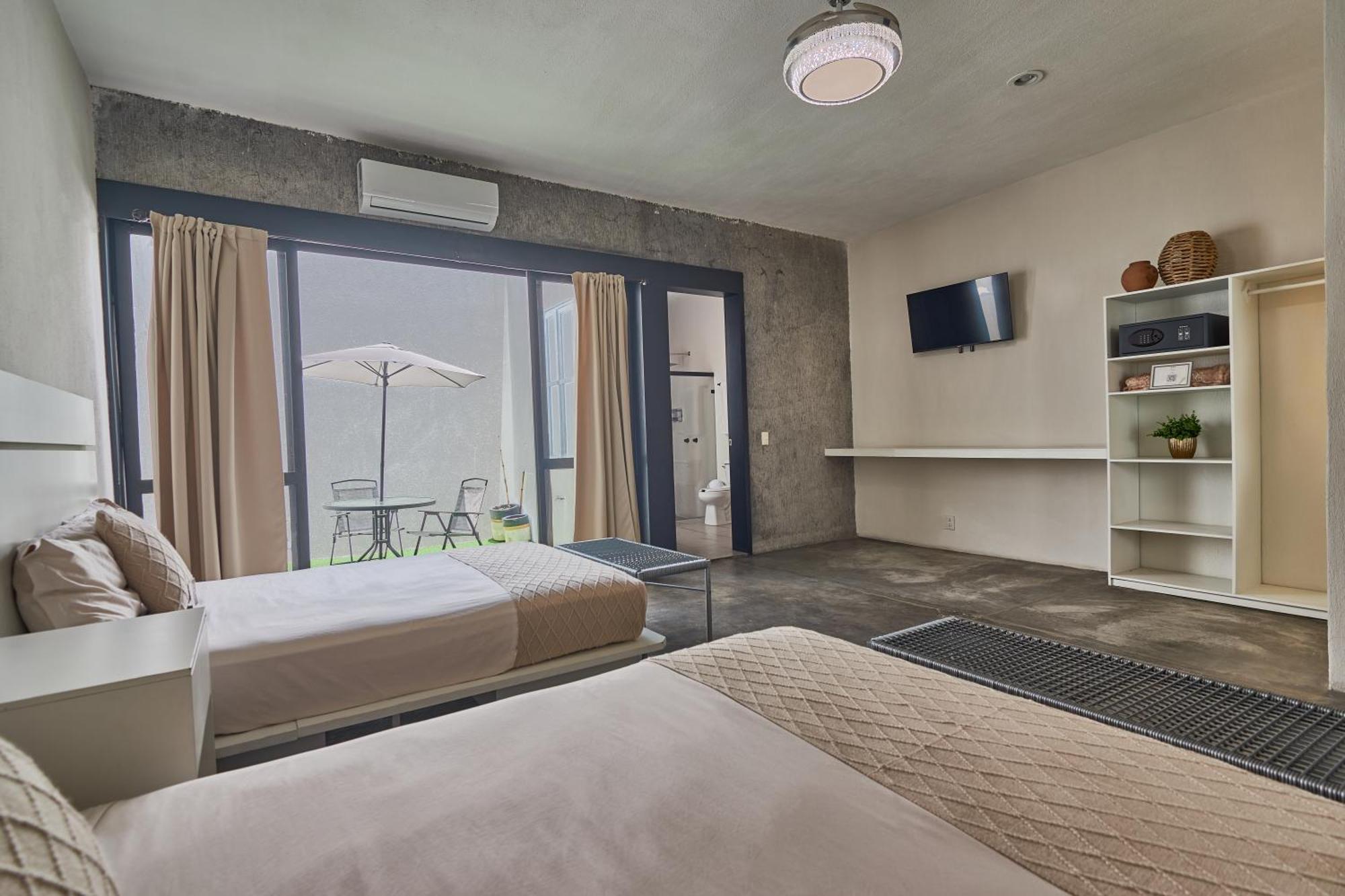 Aura Hotel B&B 特拉克帕克 外观 照片